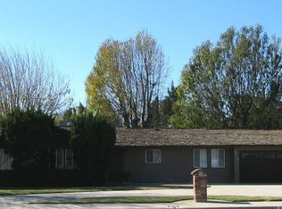 8503 Hayvenhurst Ave, North Hills, CA 91343