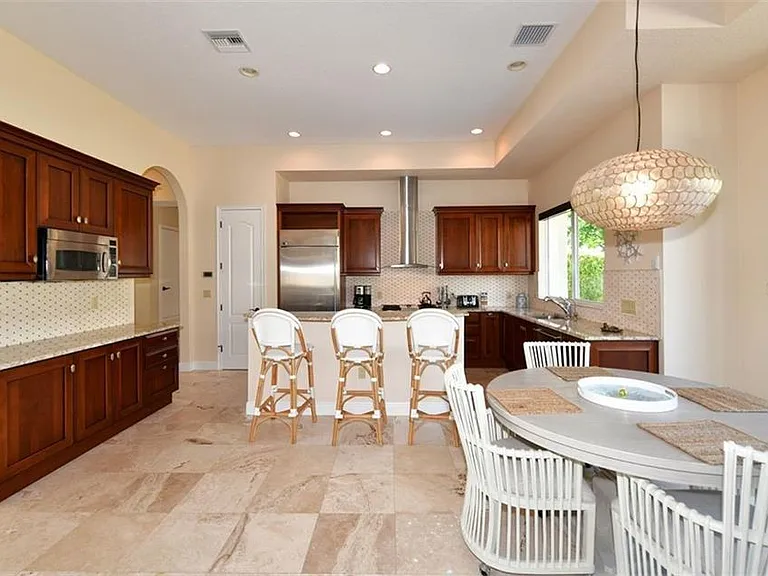 1179 Morningside Pl — Photo 20