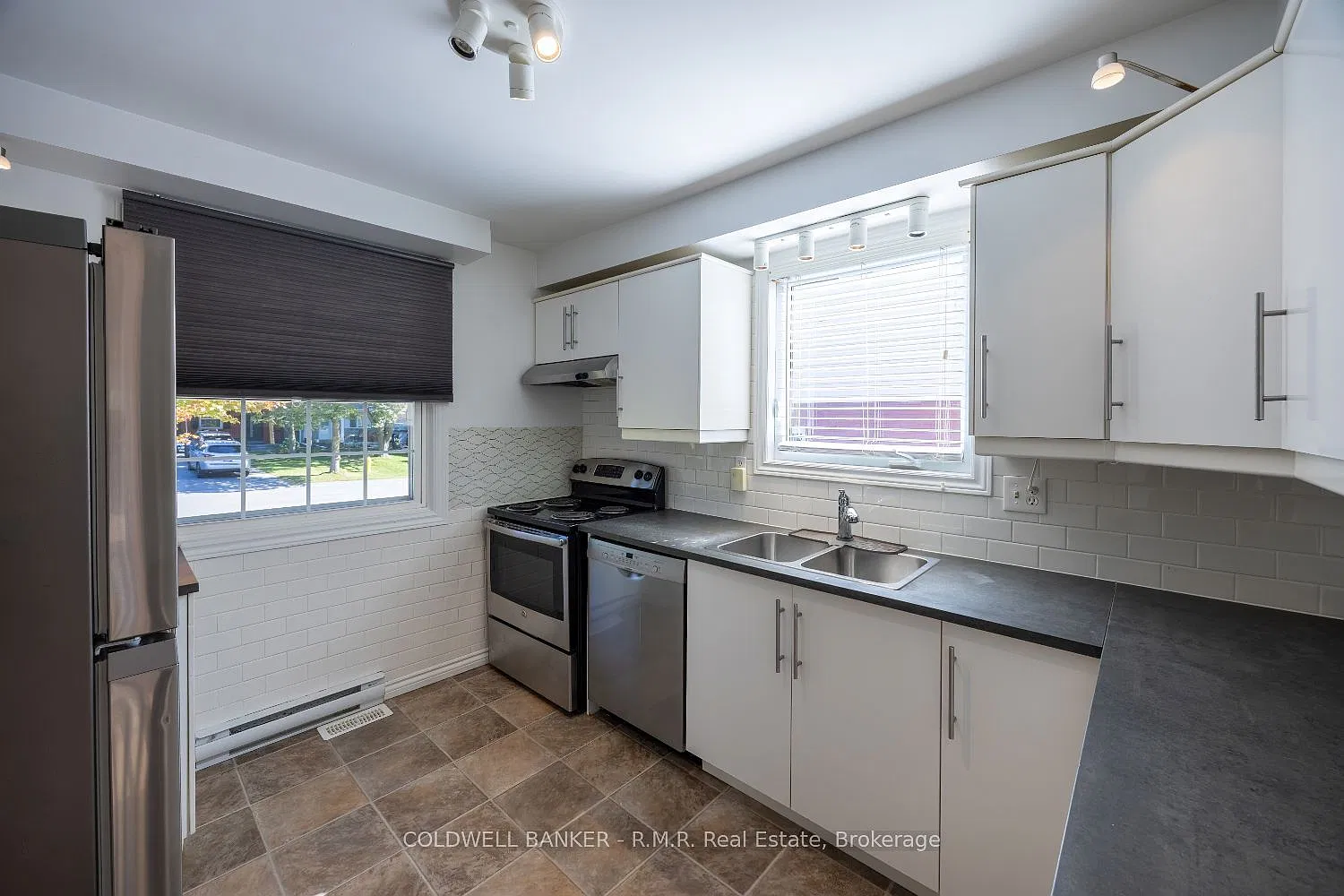3 bed, $2,750 — Photo 3