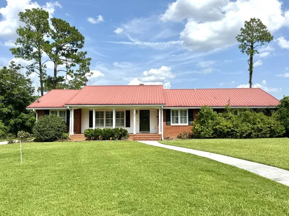 404 Letitia Ave N, Douglas, GA 31533