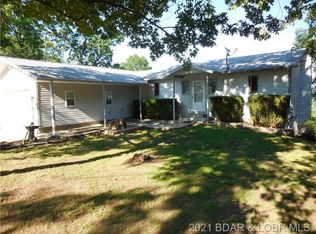 90 Hickory Ridge Dr, Sunrise Beach, MO 65079