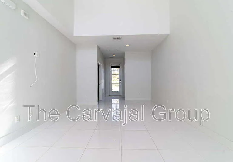 10224 Vickers Ridge Dr — Photo 14