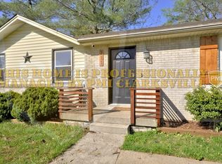211 Tobacco Rd, Clarksville, TN 37042