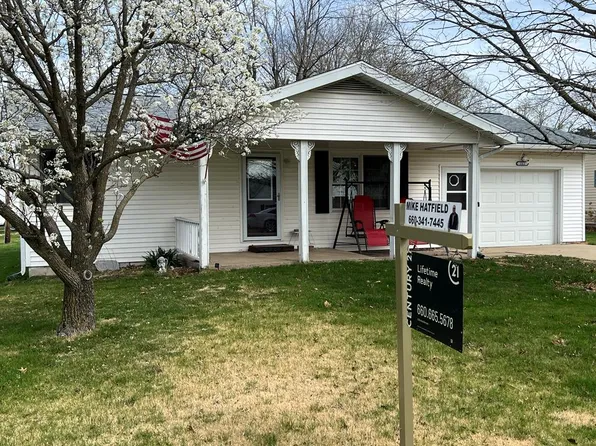 112 N 7th St, Lancaster, MO 63548