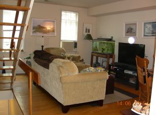 1724 Naudain St, Philadelphia, PA 19146