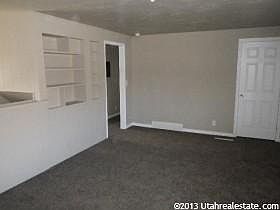 4th image of 417 N 200 W