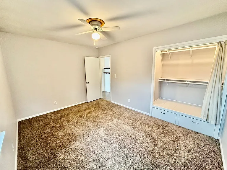 875 Orlando Ave SE — Photo 6