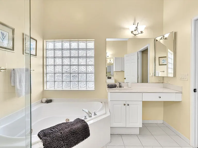 4194 Bluff Harbor Way — Photo 27