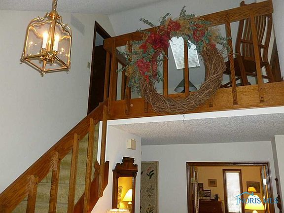 3rd image of 17 Kingsview St