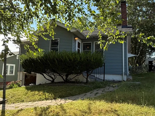 5610 University Ave, Des Moines, IA 50311