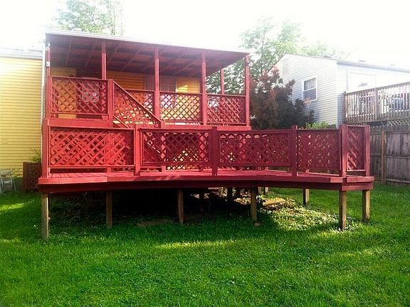 3rd image of 2768 Spruceway Dr