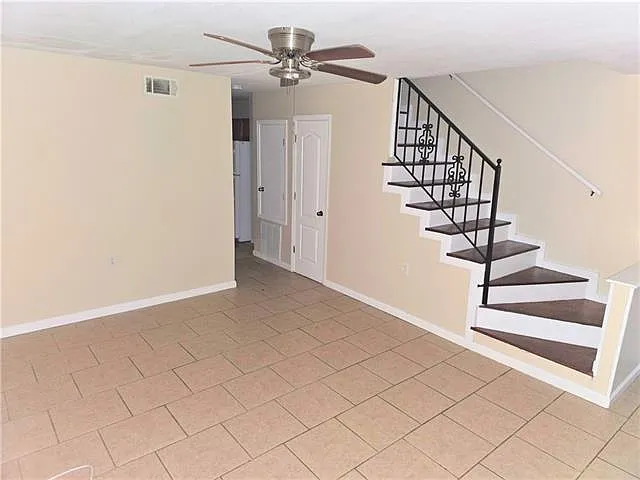 Building Photo - 3329 Golden Dr #A