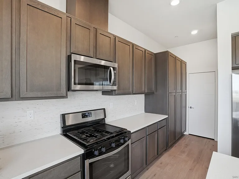 2014 Luzon Ln #8 — Photo 10