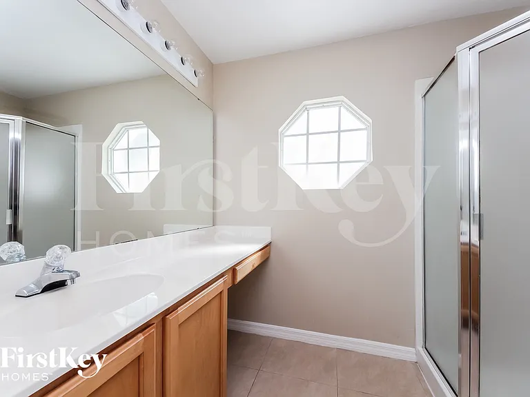 917 Delano Ct — Photo 10