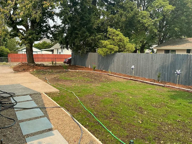 7806 N Newman Ave — Photo 9