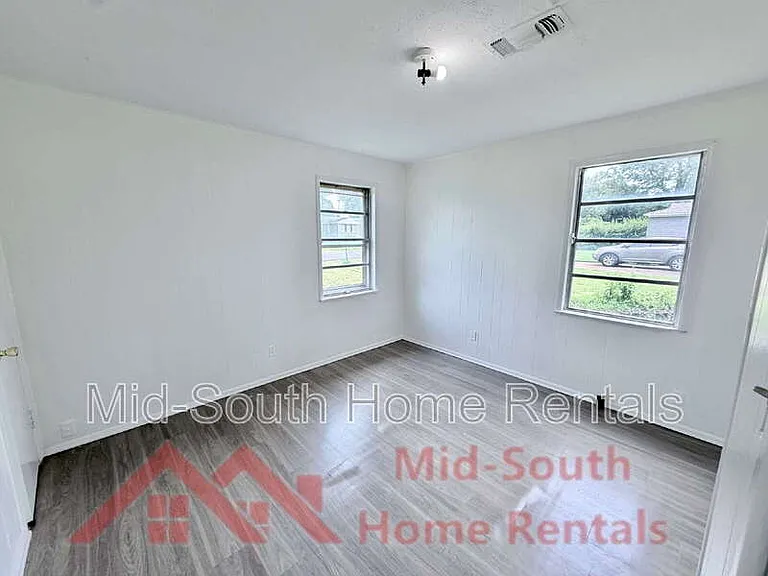 5057 Gill Rd — Photo 14