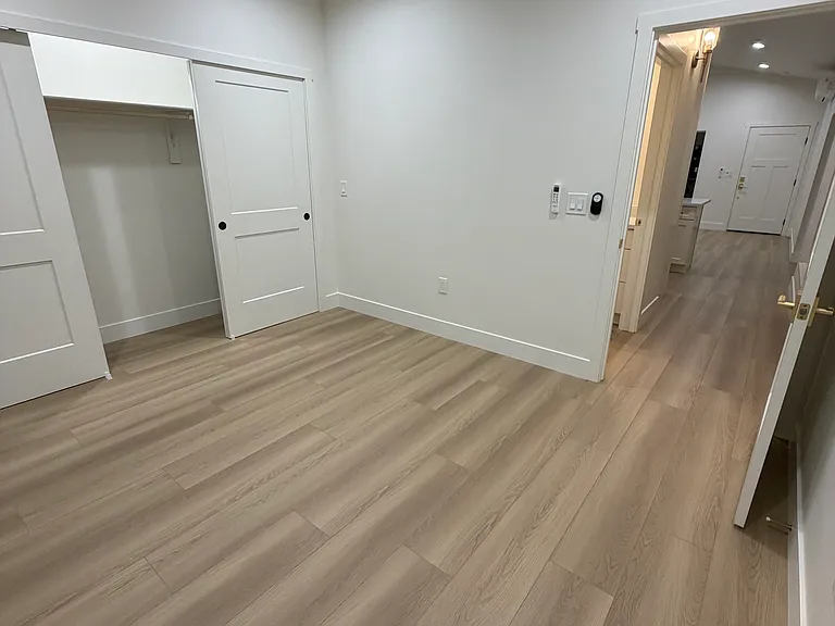 746 7th Ave #2 — Photo 9