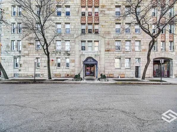 5000 S East End Ave APT D3, Chicago, IL 60615