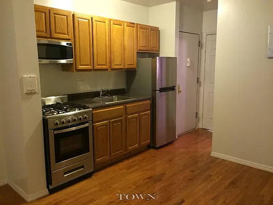 Rented by Town Residential | media 11