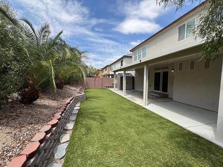 9401 Yellowshale St — Photo 35