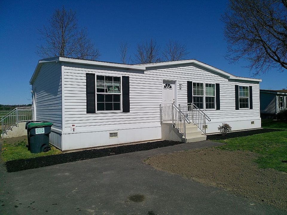 1st image of 34 Elm Ln