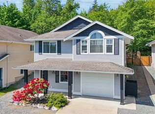 614 Oakwood Rd, Ladysmith, BC V9G 2C1