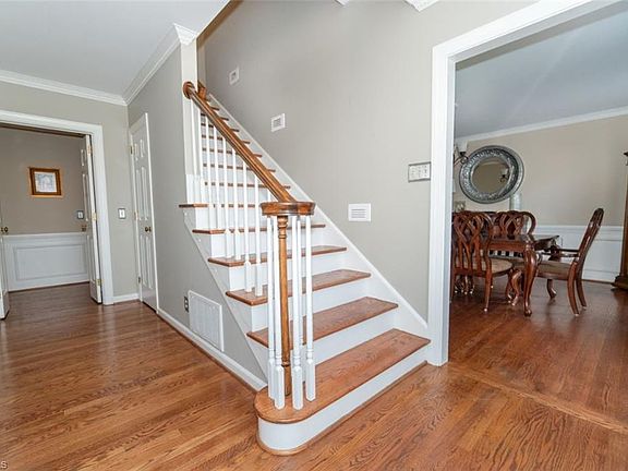4th image of 3715 Hazel Ln