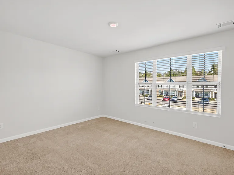 140 Cecil Rd — Photo 14