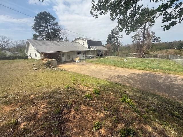 1st image of 2310 Feddie Davis Rd