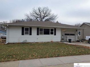729 W 9th St, Wahoo, NE 68066