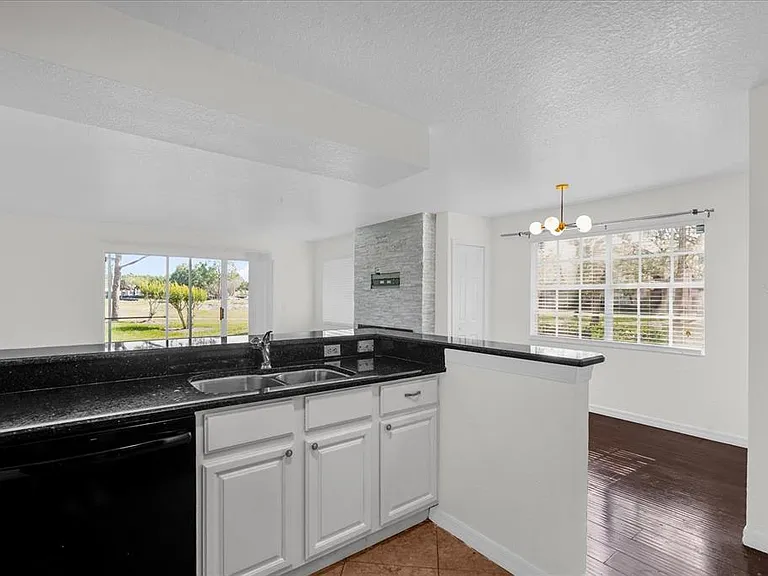 13953 Fairway Island Dr #618 — Photo 10