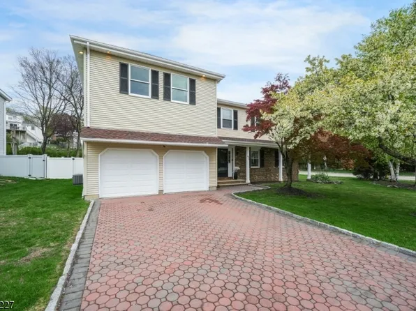 45 Holyoke Ct, Wayne Twp., NJ 07470