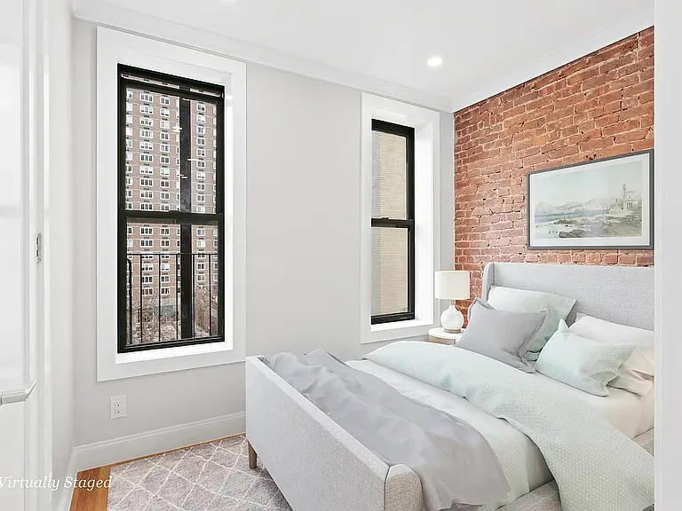 345 E 92nd St #4B — Photo 3