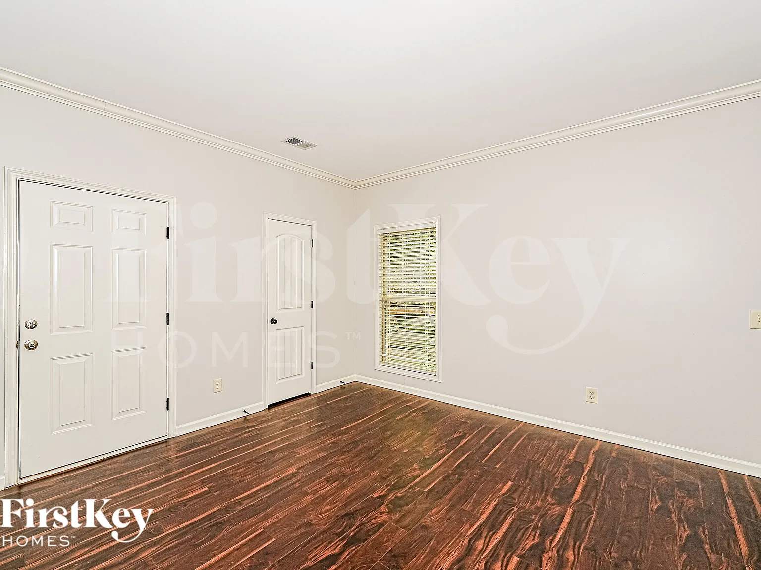 3 bed, 3.0 bath, 1283 sqft, $2,125 — Photo 4