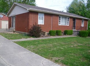 320 Oakview Dr, Shelbyville, KY 40065