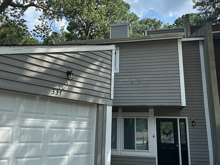 331 Sunflower Ct — Photo 1