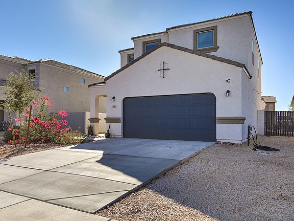 3rd image of 11487 E Cliffrose Ln