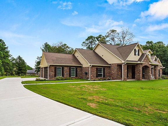 3rd image of 62 Tanglewood Dr