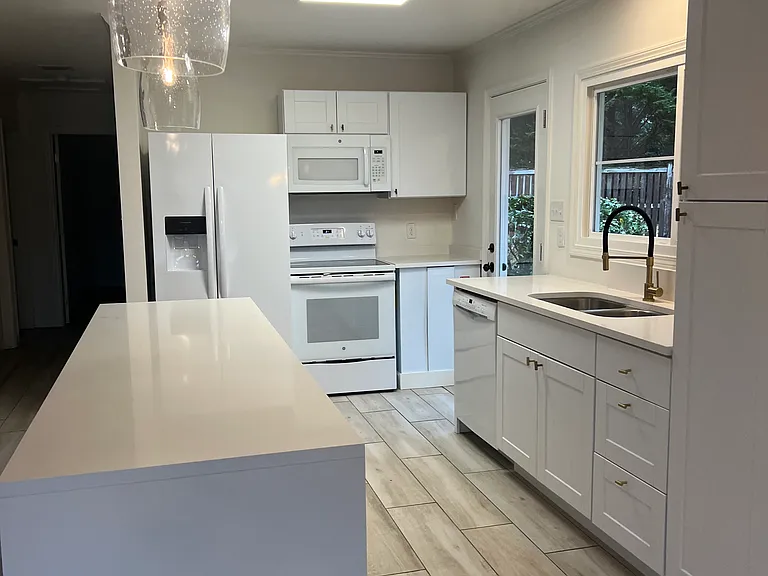 912 Wesley Rd — Photo 13