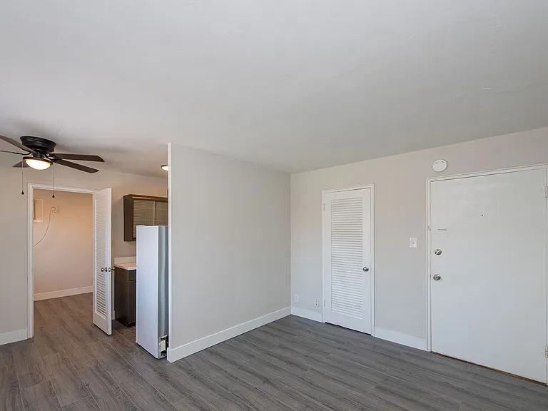 Pax- Paxton Woods 4173 — Photo 10