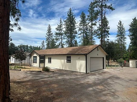 3rd image of 808 Dewitt Park Rd