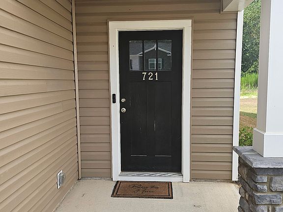 2nd image of 721 Wimbee Ct
