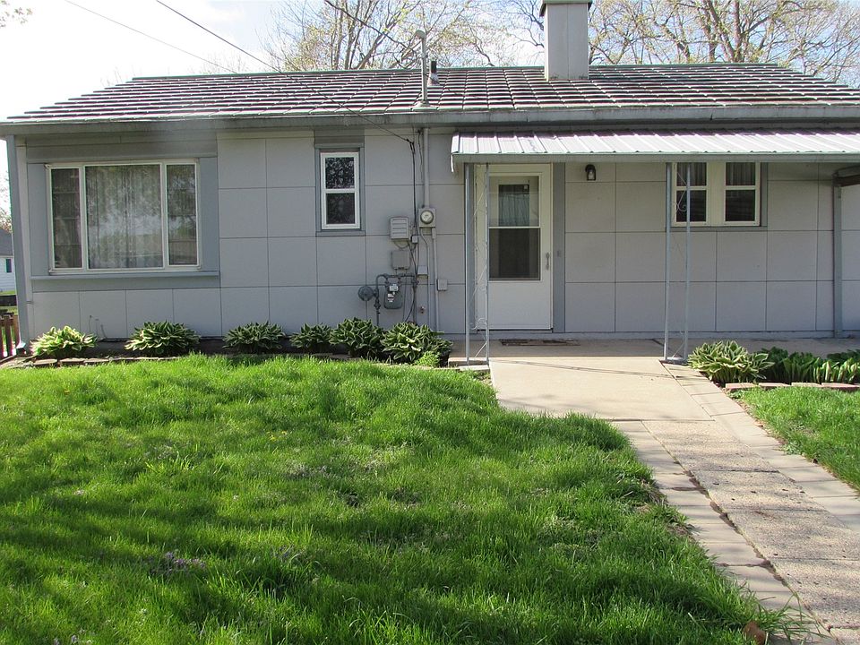 1st image of 905 E Montgomery St