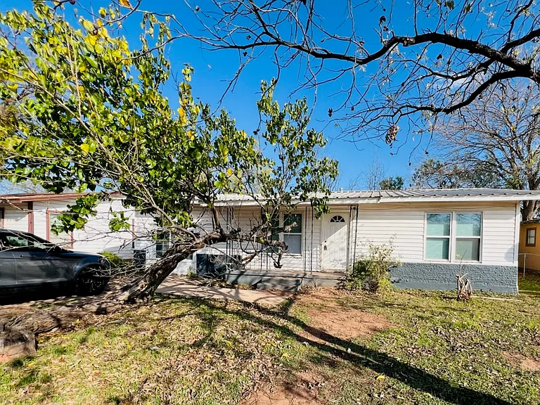 2025 N Mockingbird Ln — Photo 12