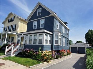 58 Friendship St, Newport, RI 02840