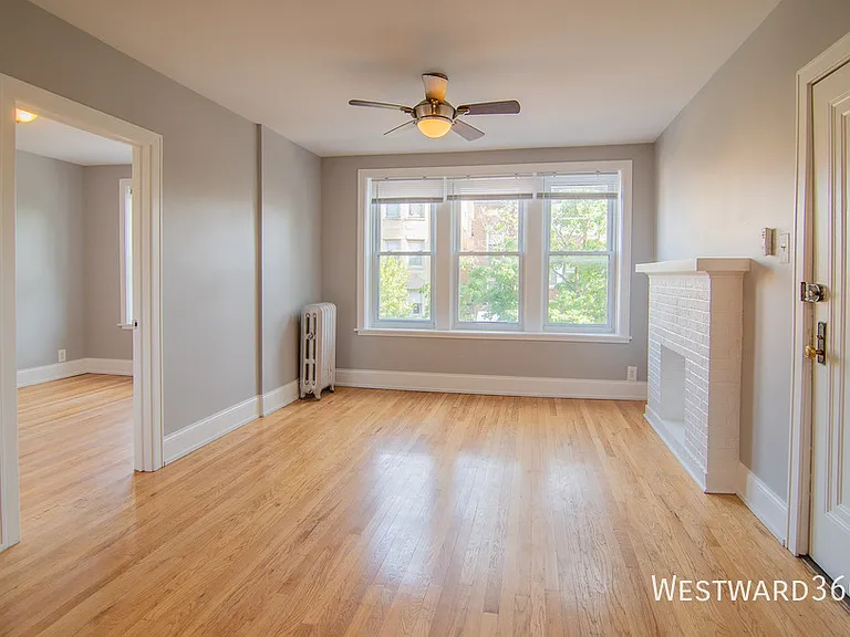 2422 W Fargo Ave #2 — Photo 2
