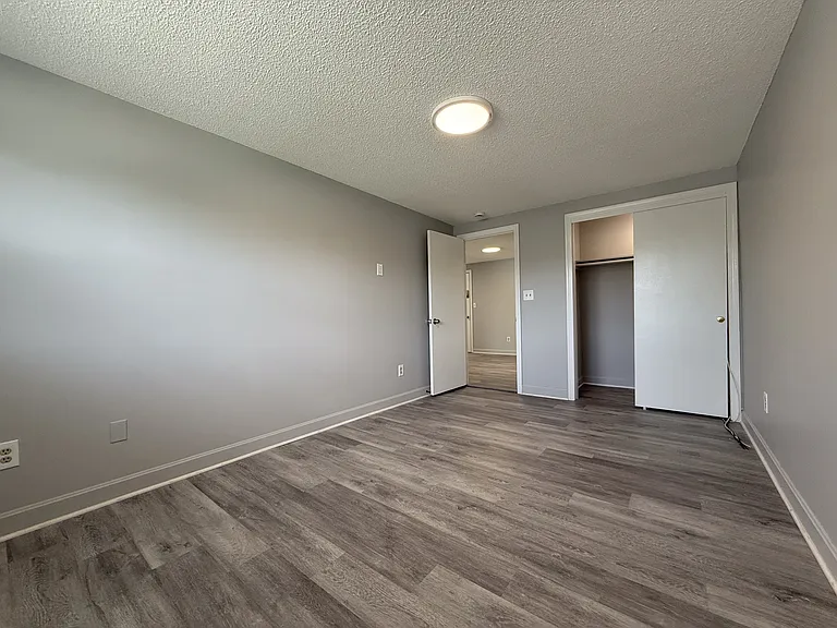 Delmont Estates — Photo 27