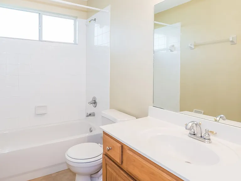 11614 Rainbow Springs Ct — Photo 13