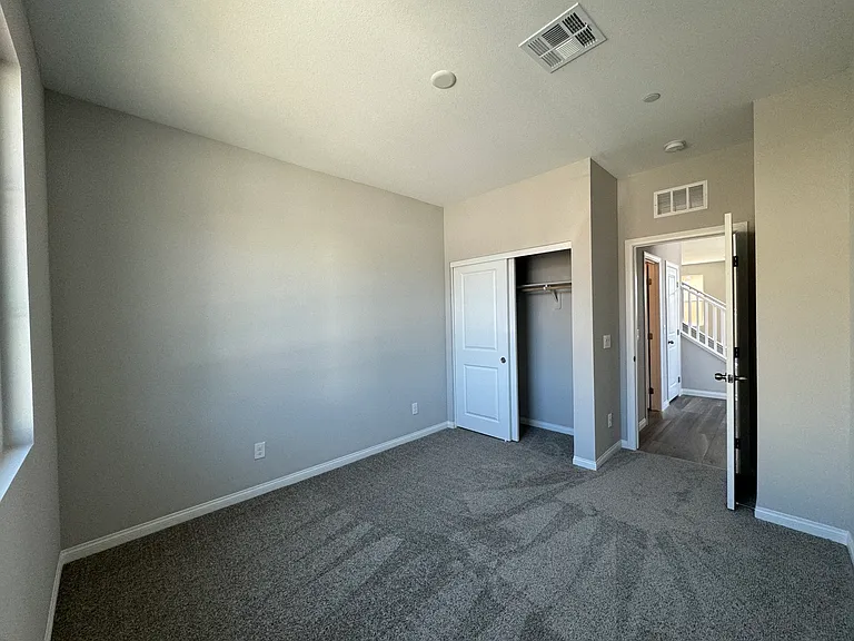 8564 Luse St — Photo 5