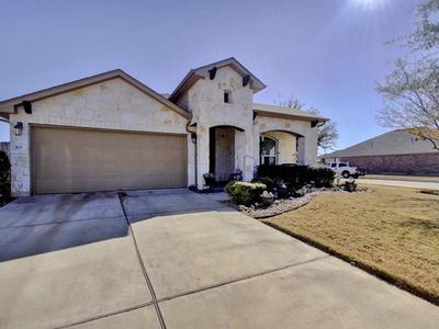 301 Hendelson Ln, Hutto, TX, 78634